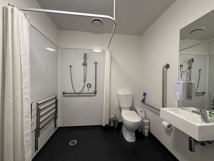 92 Russley Road Russley_8