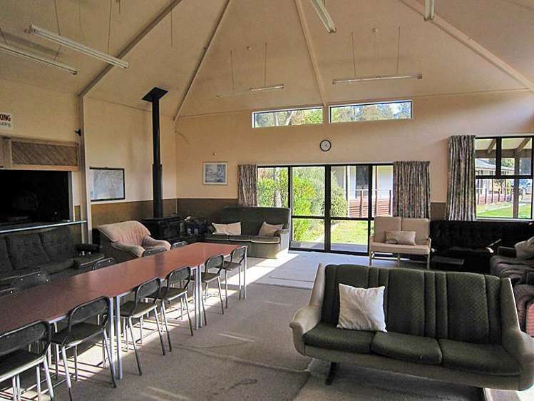 281 Yates Road Mesopotamia_11