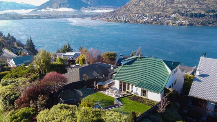 5 Golden Terrace Queenstown_16