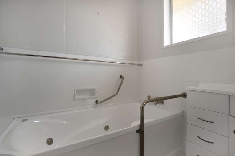 28 Churchill Avenue Allenton_16