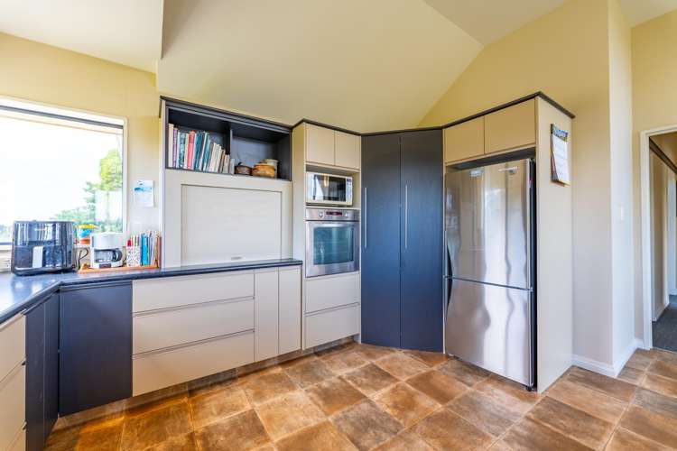 134 Kemp Road Hillgrove_3