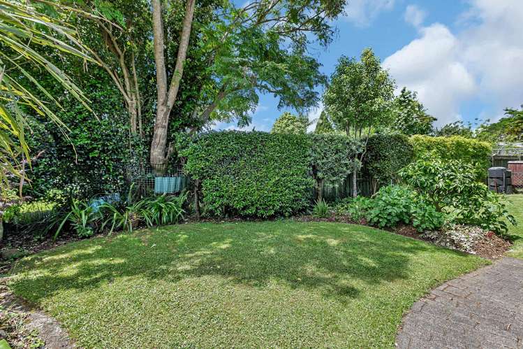 86B Paramount Parade Tikipunga_1