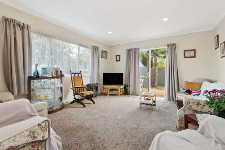 27 Emmerdale Avenue Papakura_2