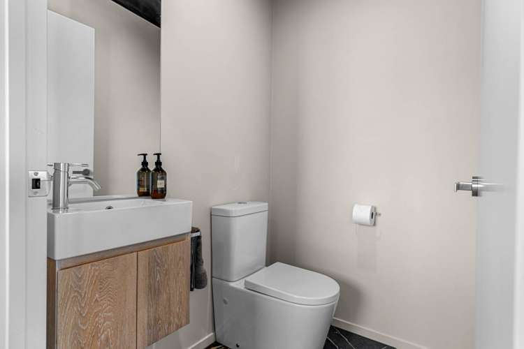 102 The Ridge Langs Beach_25