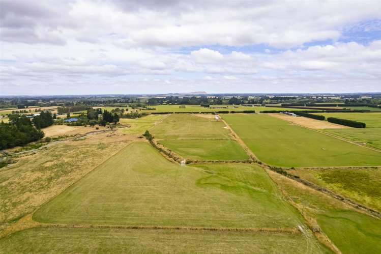 520 Bush Road Oxford_21