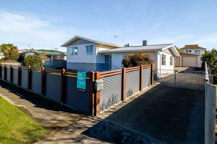 14 Dewe Avenue Feilding_3