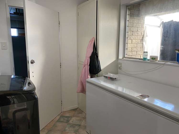 24 High Street Hawera_17