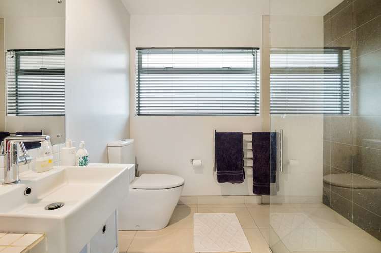 2/7 Edmonton Road Henderson_7