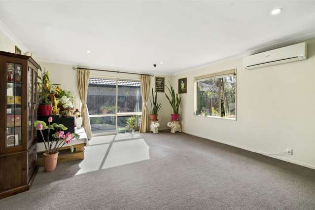 8 Orewa Close Parklands_4