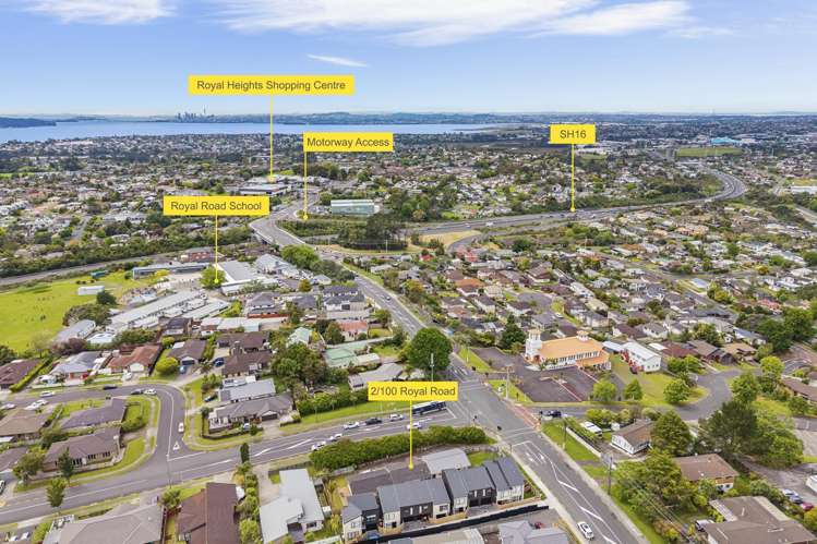 2/100 Royal Road Massey_13