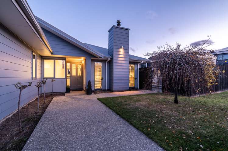 5 Hunt Place Albert Town_0