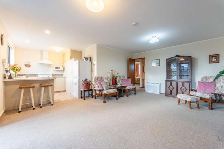 5 Kia Ora Drive_4