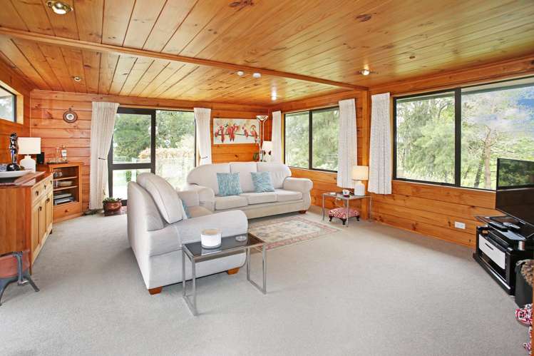 212B Glenbrook Beach Road Glenbrook Beach_12