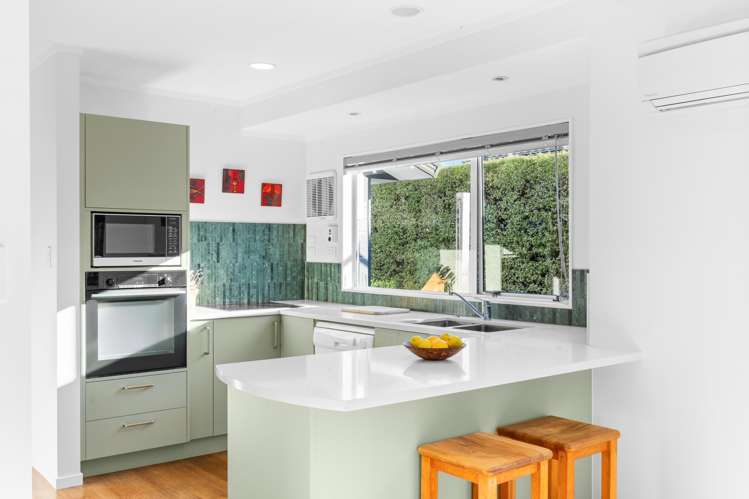 15 Glucina Avenue West Harbour_21