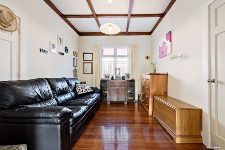 15 Lippiatt Road Otahuhu_9