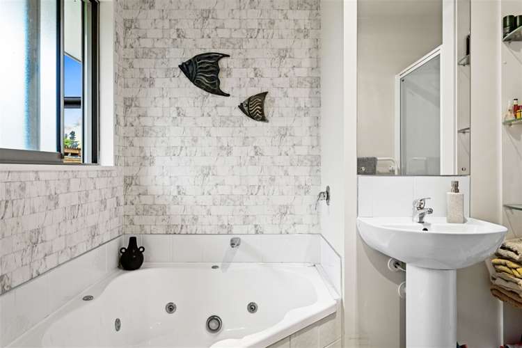 900 Loburn Whiterock Road Loburn_21