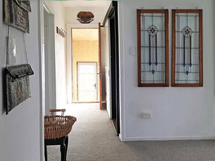 14 Wainamu Road Raglan_10