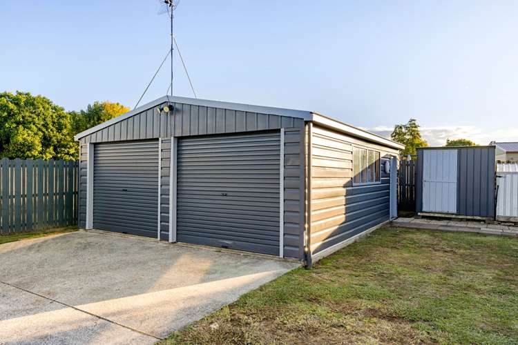 17 Taksan Place Pukete_18