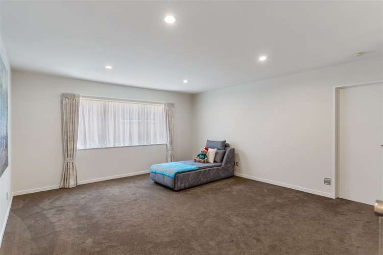 13 Eastfield Avenue Flat Bush_29