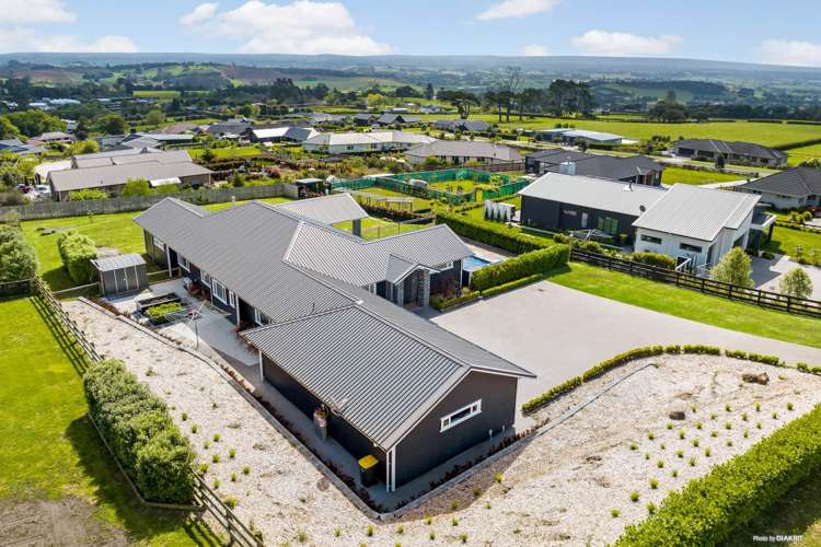 21 Lawrence Carter Drive Bombay_30