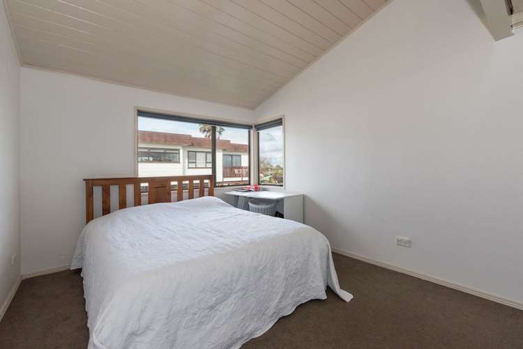 183 Carnoustie Drive Wattle Downs_18