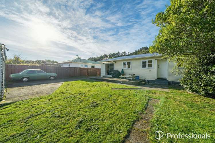 66 Peel Place Wainuiomata_17