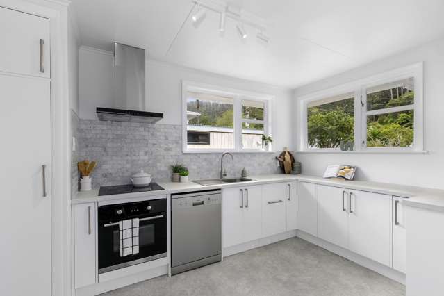 27 Lees Grove Wainuiomata_2