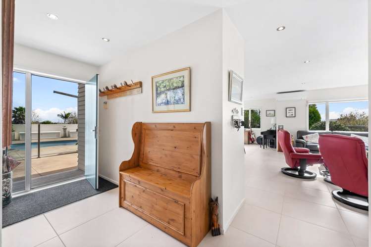 1382 Old North Road Helensville_39