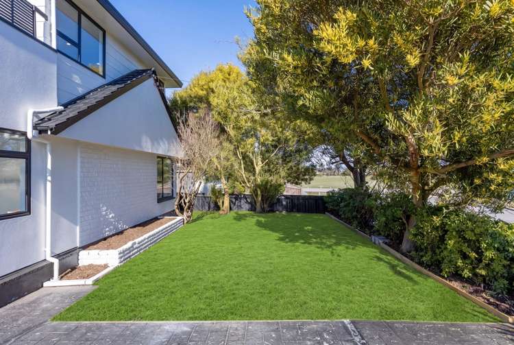 6 Greenhaven Drive Burwood_23