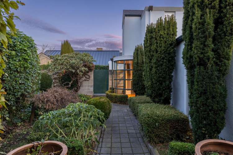 17 Allister Avenue Merivale_13