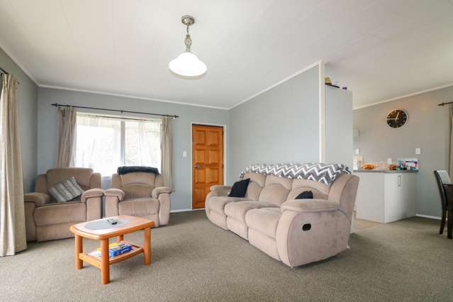 21 Dalwood Grove Highbury_2