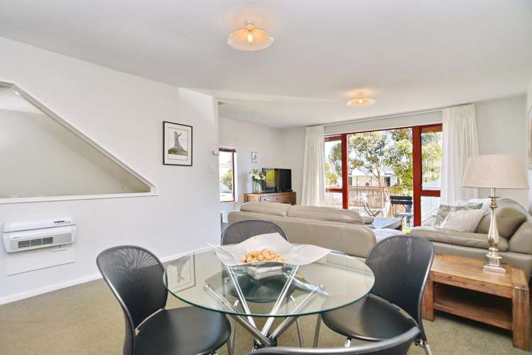5e Church Street Akaroa_3