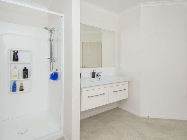 33 Merlot Drive Pyes Pa_15