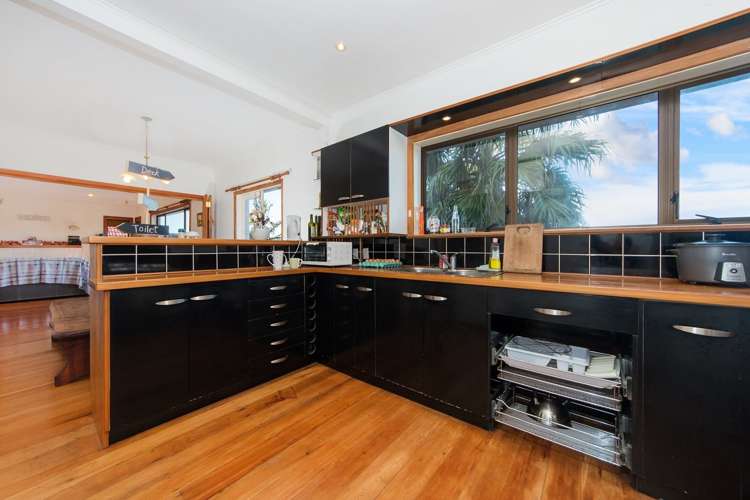 11 Kelsey Crescent Hillsborough_11