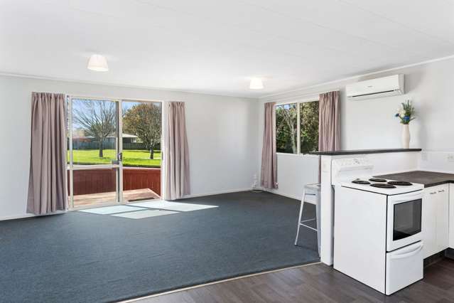 43 Hall Road Matua_1