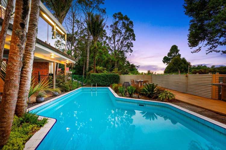 79 Scenic Drive Titirangi_29