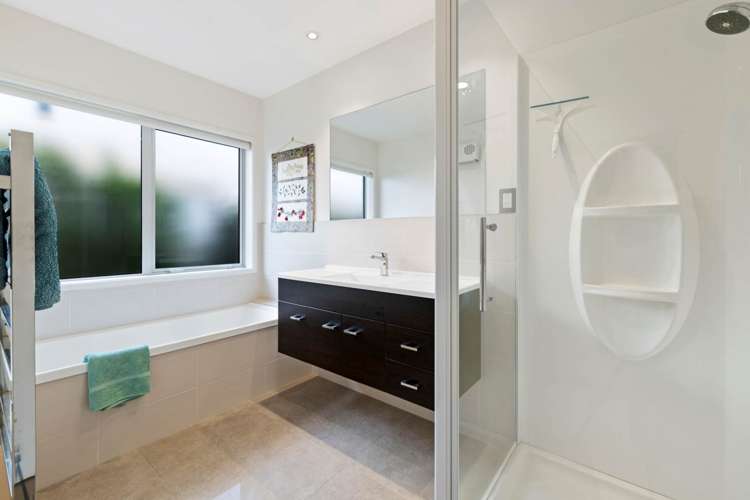 15 Tongeren Square Karaka_20