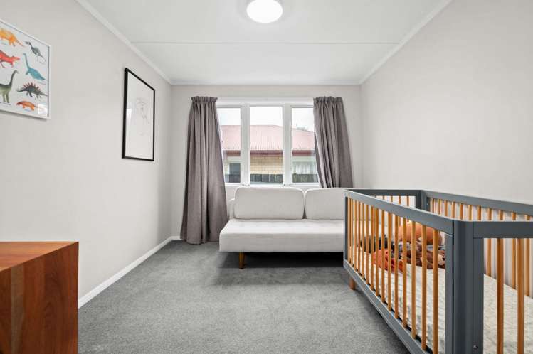 20 Pinfold Avenue Hamilton East_15