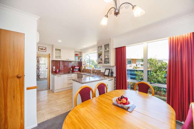 71 Fairview Avenue Feilding_4