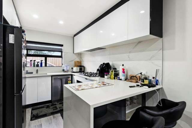 10F George Street Mangere_3