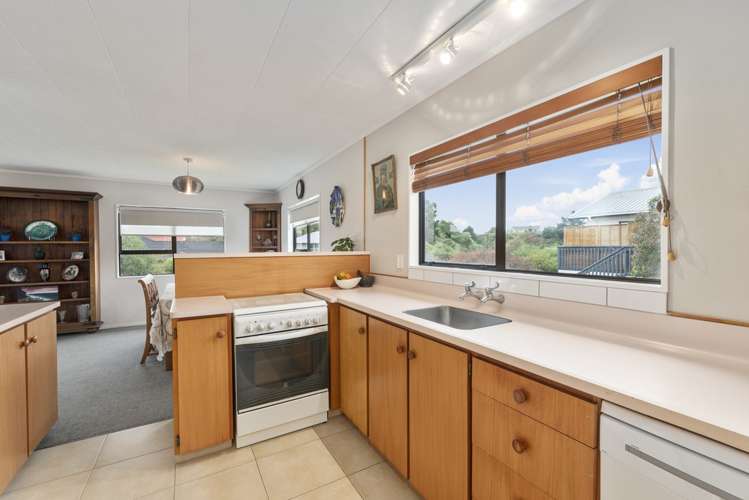 4 Gates Road Waikanae Beach_1