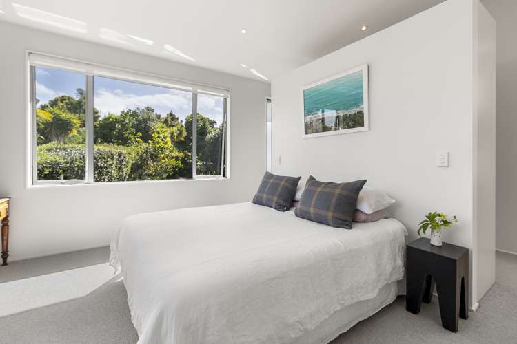 88 Queens Drive Oneroa_19