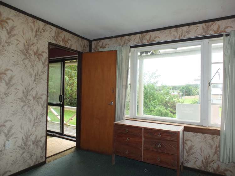 8 Signal Street Foxton Beach_18