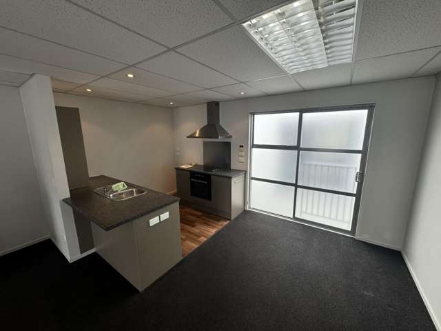 Unit 5, 171 Waltham Road Sydenham_2