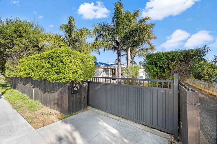 237 Parkhurst Road Parakai_2