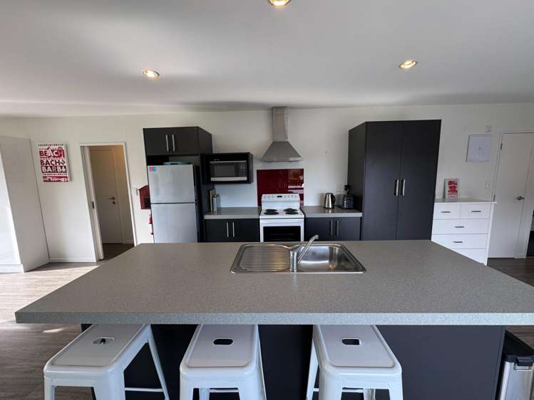 57 Hamilton Road Surfdale_2