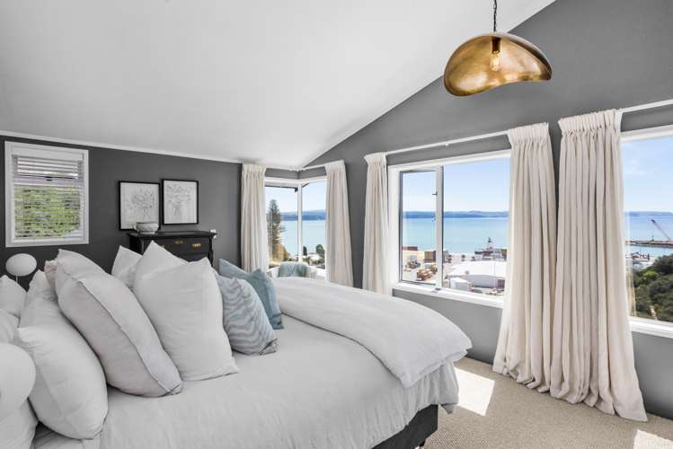 8 Seapoint Road Bluff Hill_9