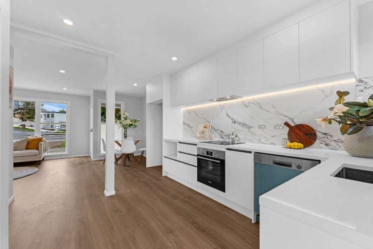 2/189 Whitney Street Blockhouse Bay_9