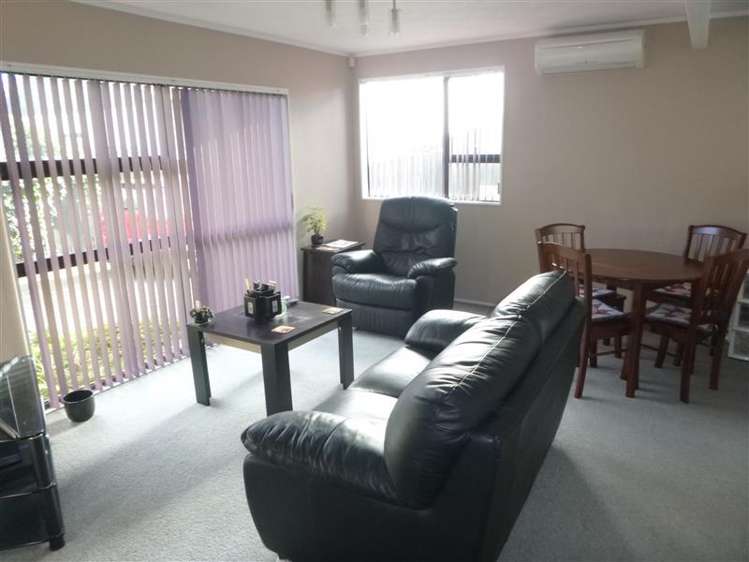 49b Cambridge Terrace Papatoetoe_3