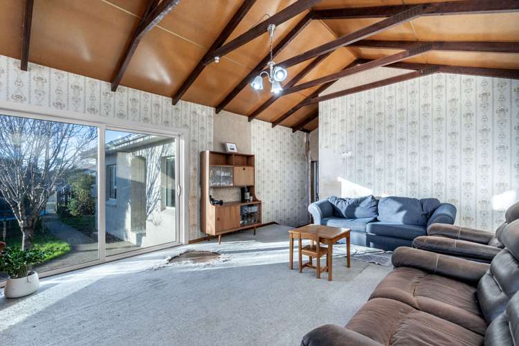 8 Wilton Street Windsor_8